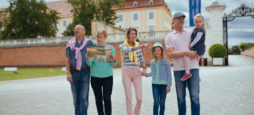 Half-day Trip To Schloss Hof Palace & Baroque Gardens