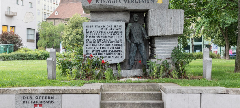 Vienna Walking Tour: World War II And Hitler's Legacy
