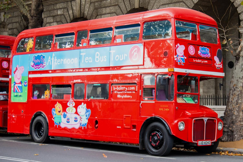 Peppa Pig Afternoon Tea Bus Tour - Top Deck Standard