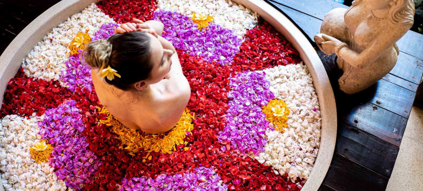 Private Bali Flower Bath, Massage & Tirta Empul Holy Springs with Lunch