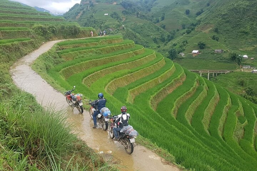 2-Day Sapa Homestay Adventure With Free Motorbike From Hanoi