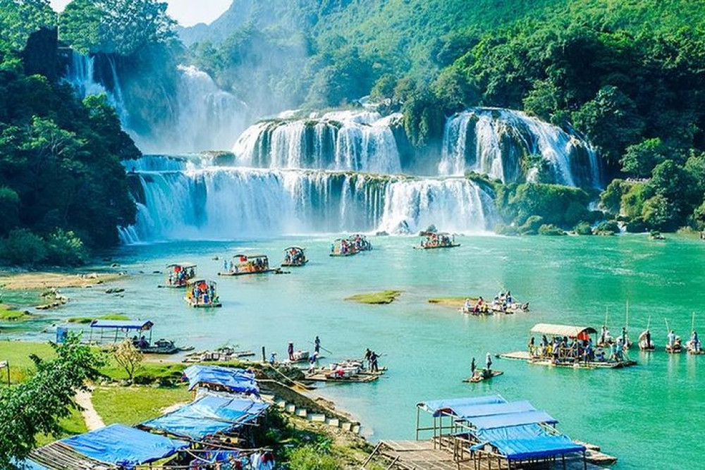 3-Day Ban Gioc Waterfall & Cao Bang Countryside Adventure from Hanoi