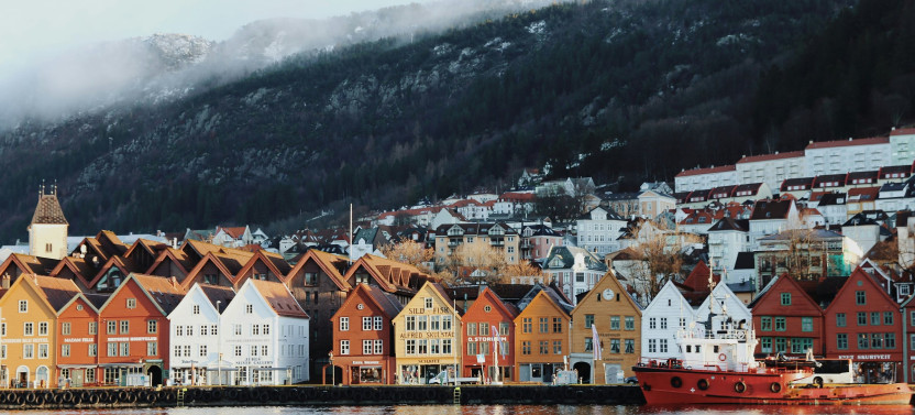 Expert-Led Bergen Welcome City Tour