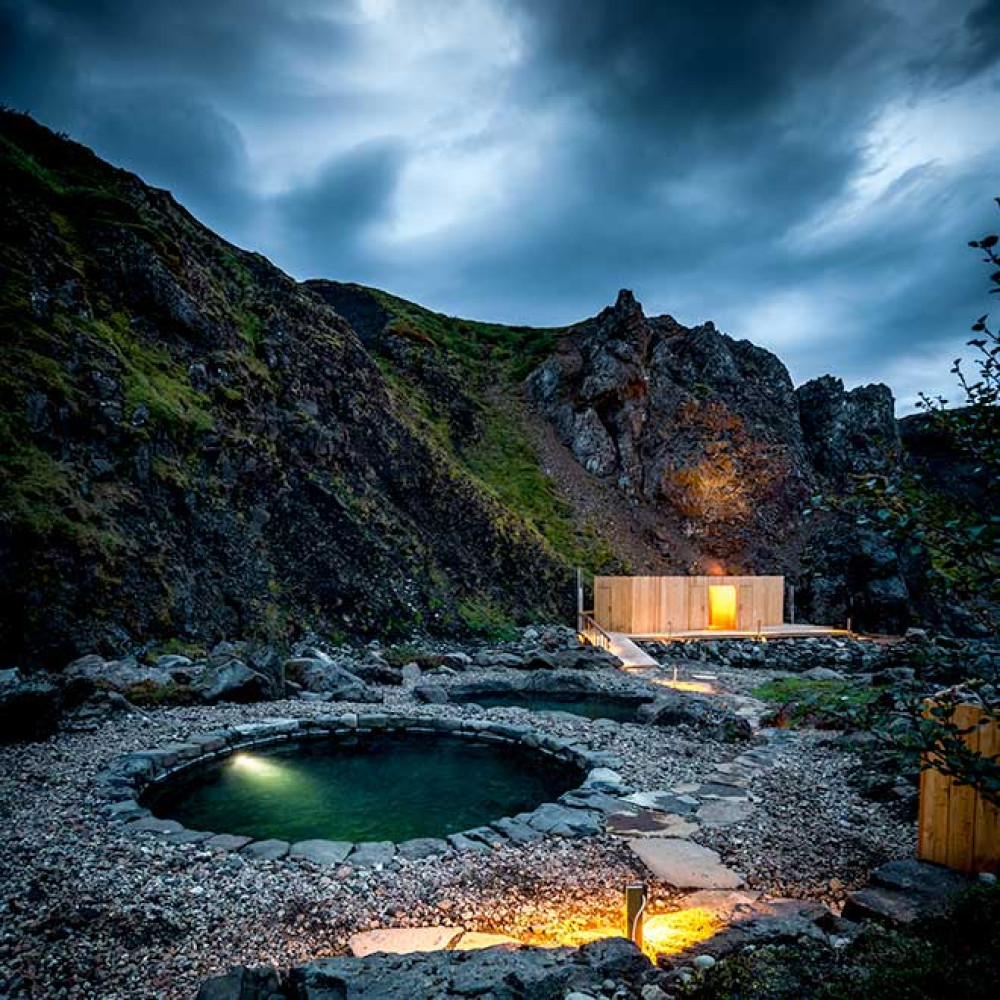 Silver Circle West Iceland - with Canyon Baths