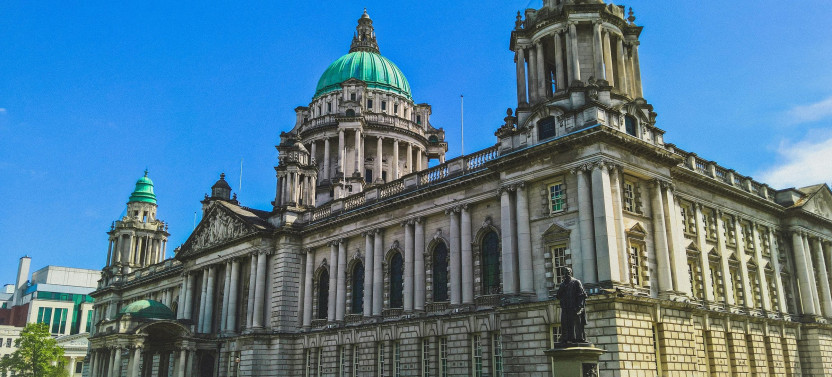 Expert-led Belfast History Tour: The Troubles & Peace