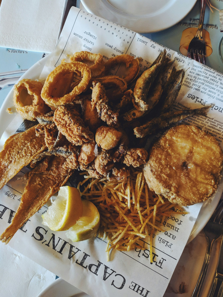 Expert-led Tapas and Gastronomic Tour of Seville