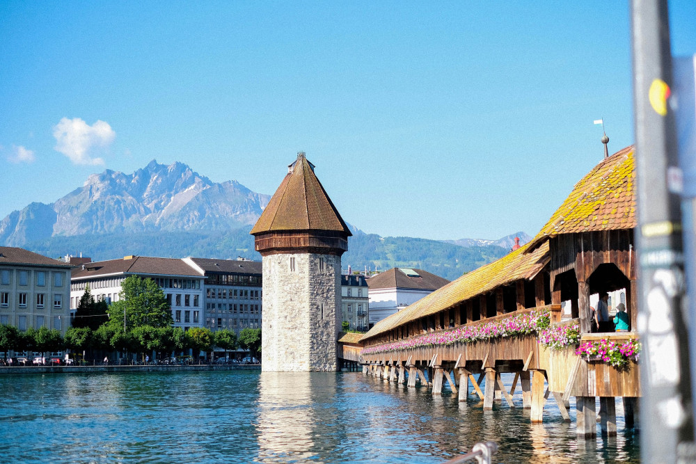 Expert-led Lucerne City Tour