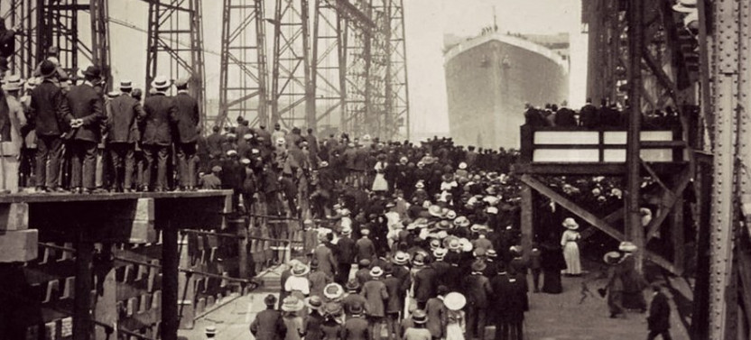 Expert-led Belfast Maritime Tour: Industrial Rise to Titanic