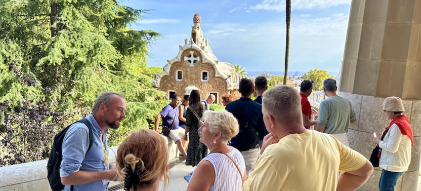 Private Barcelona in a Day Tour with Sagrada Família and Park Güell