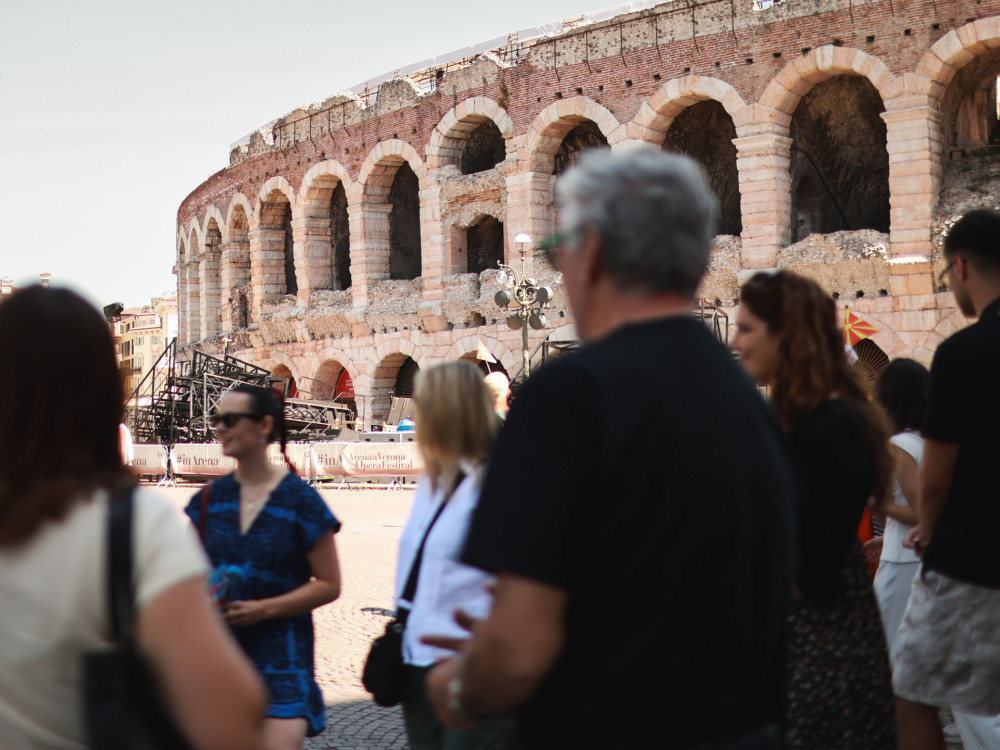Verona: Romeo & Juliet Food Tour with Local Tastings