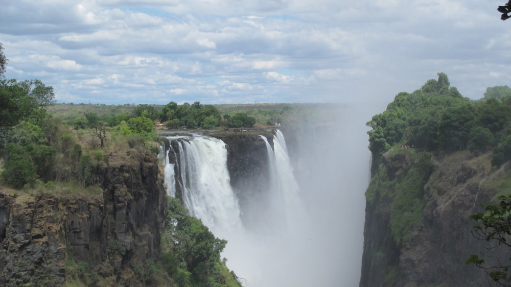 5 Day Standard Tour Victoria Falls to Hwange National Park