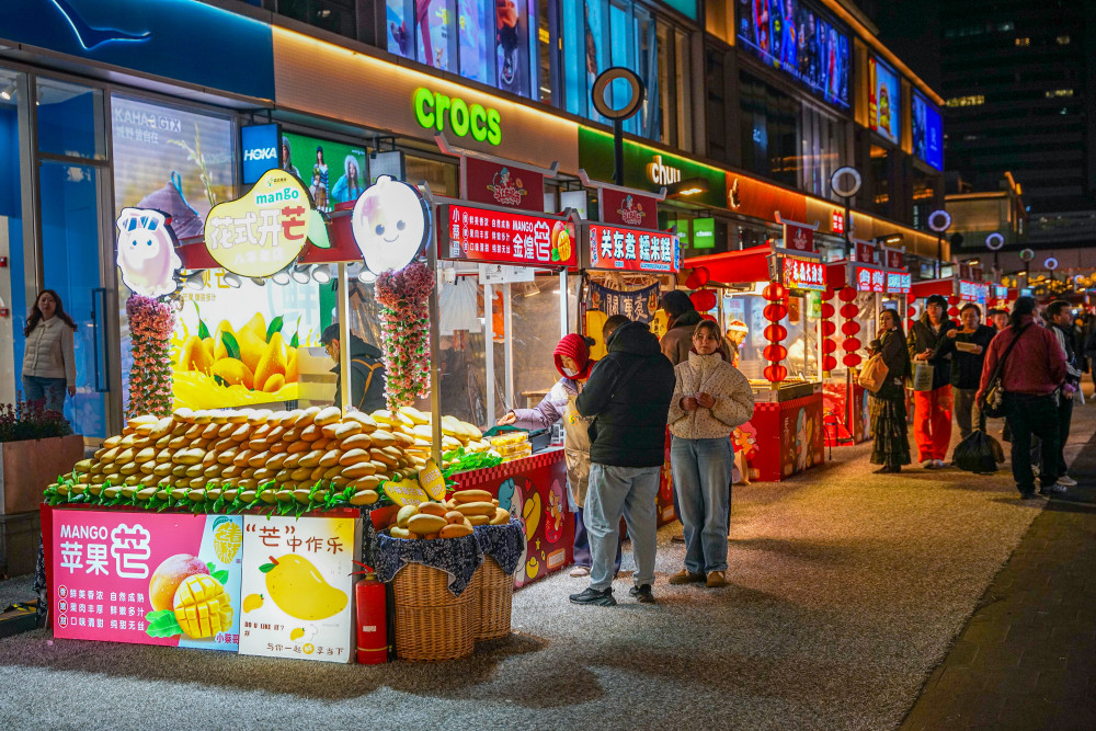Evening Walking Food & Culture Tour Through Local Shanghai Streets