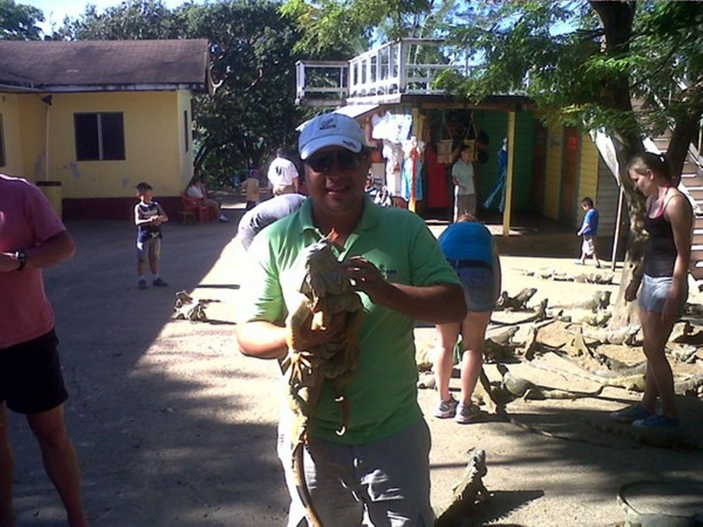 Roatan Trips and Tours