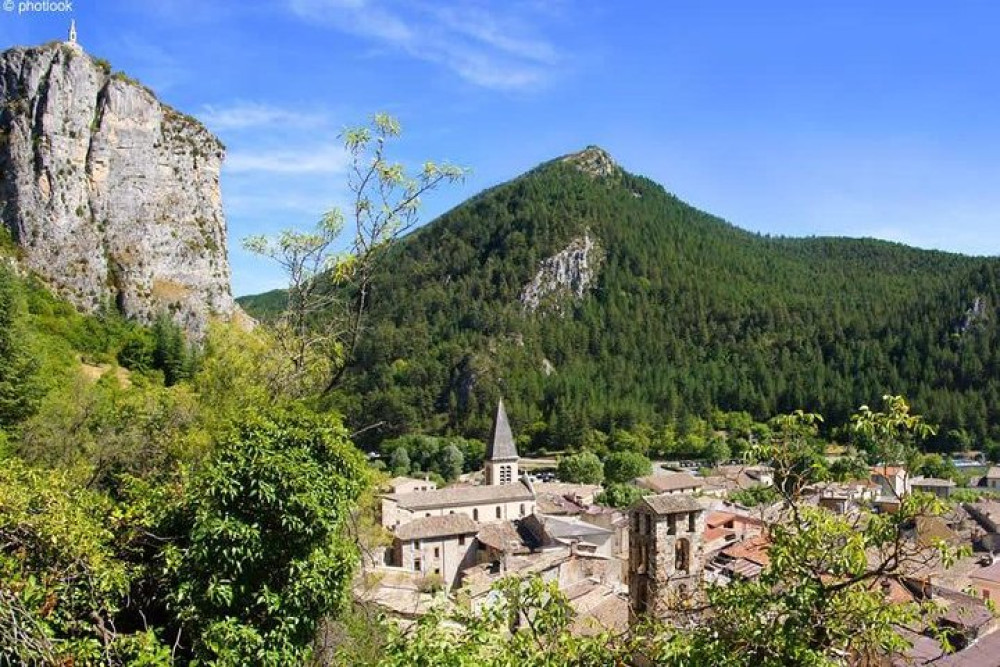 Private Gorges du Verdon & Lake Sainte-Croix Tour from Provence