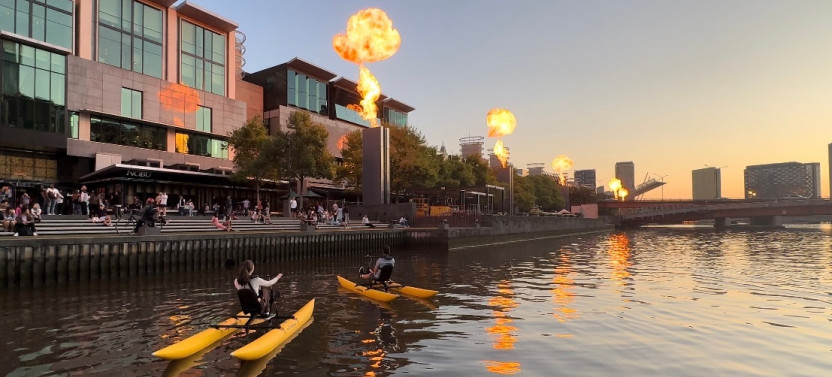 Melbourne Yarra River Twilight Waterbike Tour