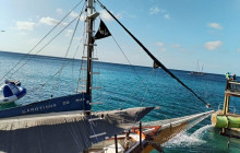 Island Cruises & Excursions3