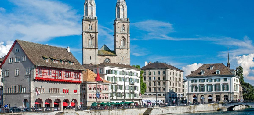 Zürich Sightseeing Coach Tour with 1hr Cruise on Lake Zürich