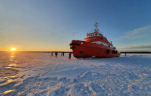 Polar Explorer Icebreaker10