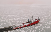 Polar Explorer Icebreaker11