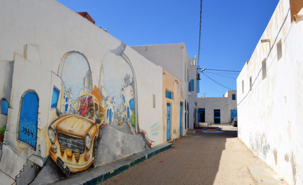 Full-Day Djerba Island Tour with Pottery Village, Synagogue & Souks