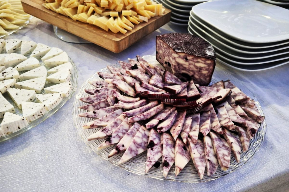 Cheesemaking Workshop in Salento near Lecce with Farm Visit