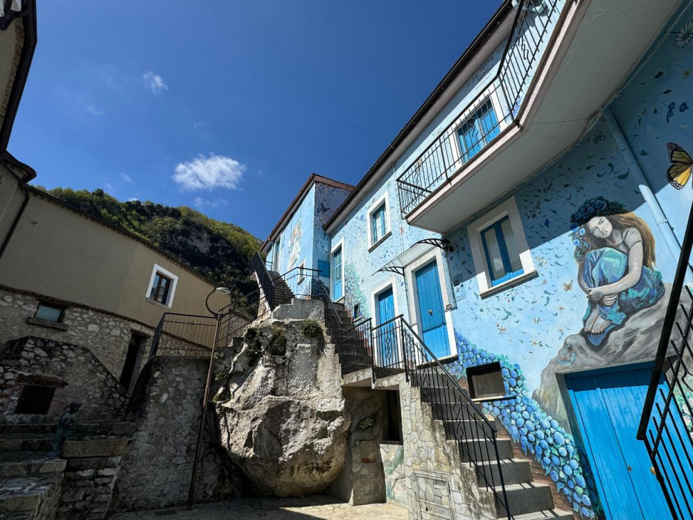 Sant’Angelo le Fratte Private Murals & Art Tour with Lunch