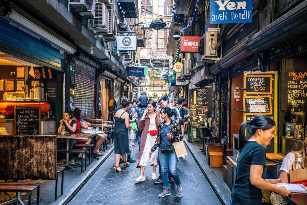 Half-Day Melbourne Food & Laneways Tour with Tastings & Rooftop Bar