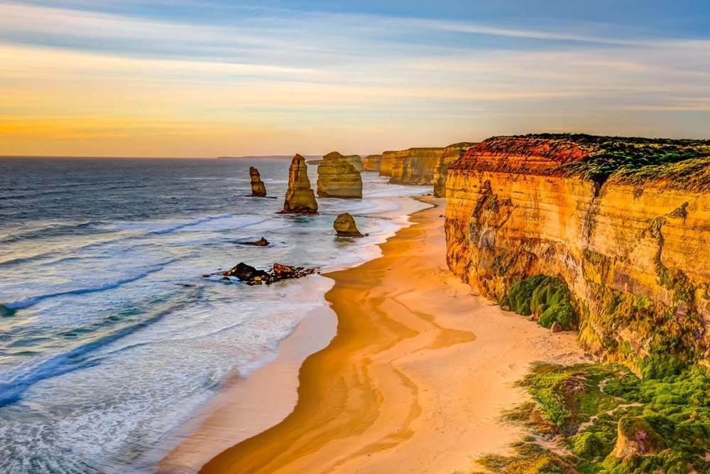 Great Ocean Road & Twelve Apostles Tour with Wildlife Park from Melbourne