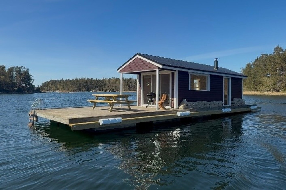 Private RIB Cruise to Hidden Floating Sauna in Stockholm Archipelago