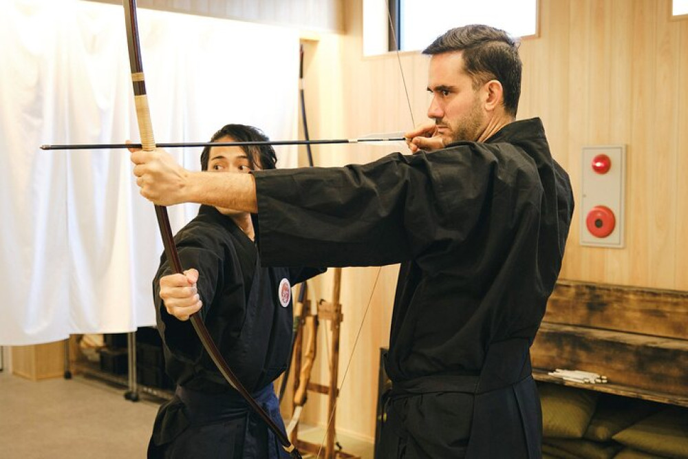 Katana Training on Tatami Floor: Small Group Experience