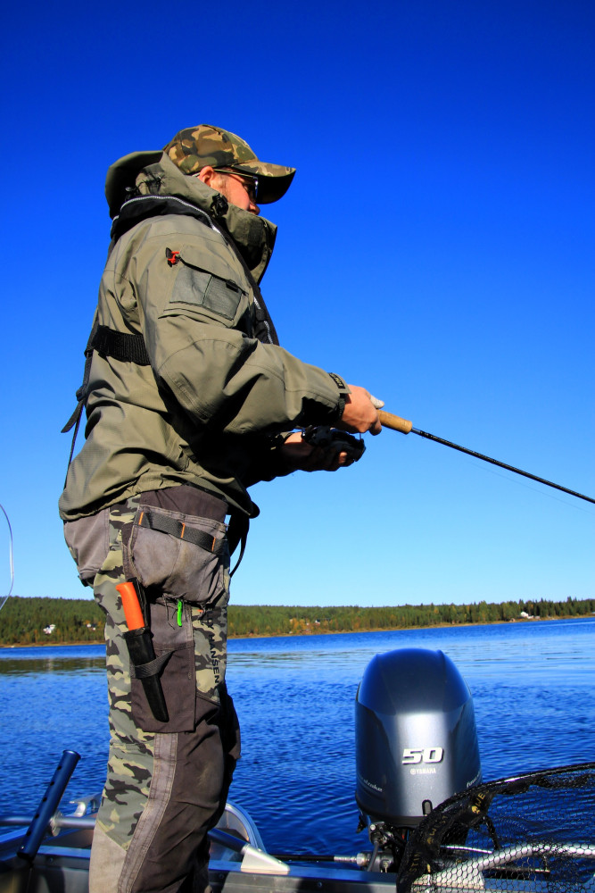 Lapland Fishing Adventure with Boat Tour & Lunch