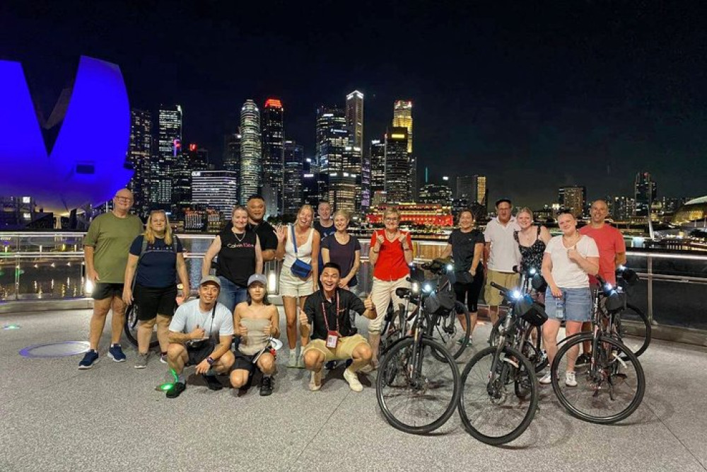 Singapore Marina Bay Small Group Night Cycling Tour