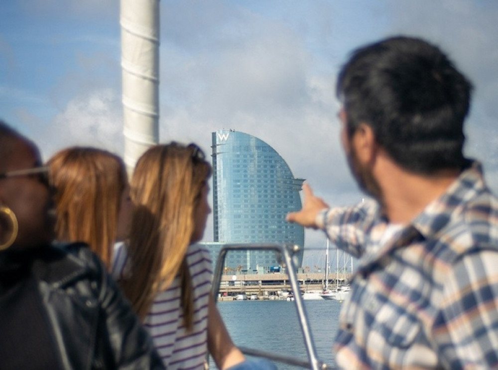 Barcelona Sightseeing Sailing with Professional and Multilingual Guide