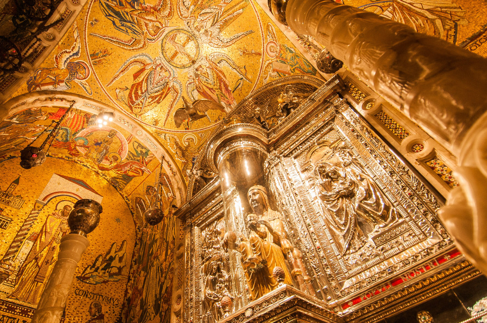 Montserrat Highlights with Black Madonna & Cogwheel Train