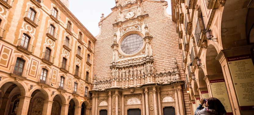 Extended Montserrat, Tapas & Wine with Cogwheel Train