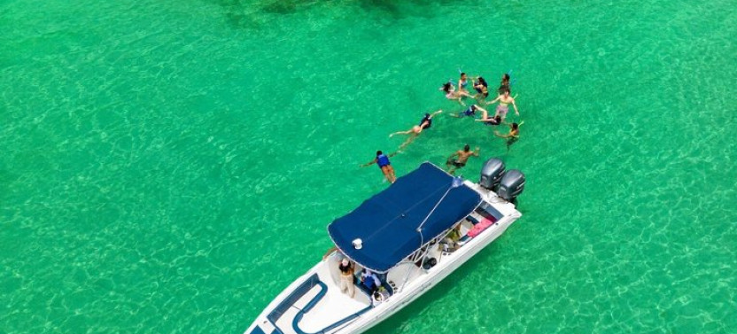Private Boat Tour to Rosario Islands from Cartagena