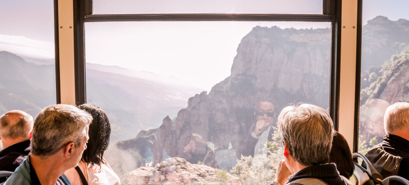Late-Start Montserrat, Food & Wine with Cogwheel Train