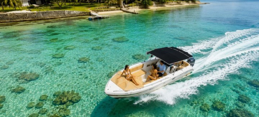Private 42ft Boat Day to Rosario Islands from Cartagena