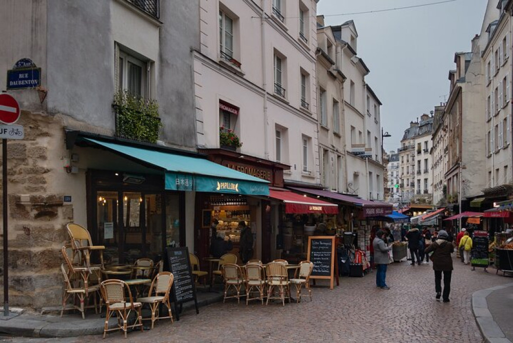 A Moveable Feast - Hemingway Paris Private Tour with Local Guide