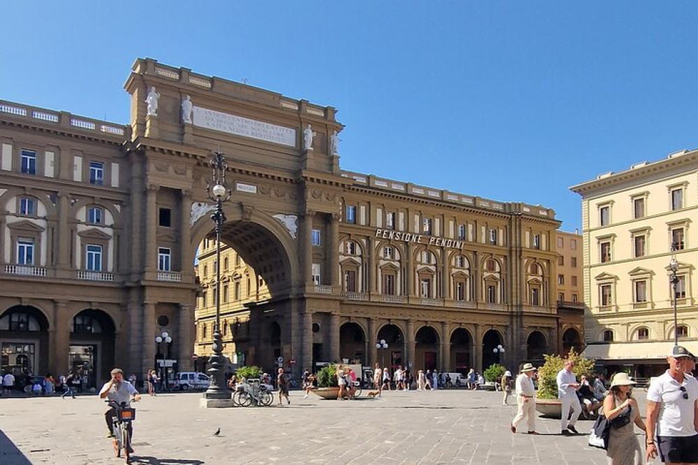 Florence Highlights Private Walking Tour with Local Expert Guide