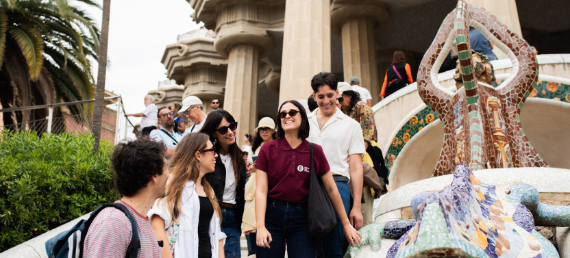 Private Park Güell & Sagrada Familia Guided Tour with Hotel Pickup, photo 2 of 9