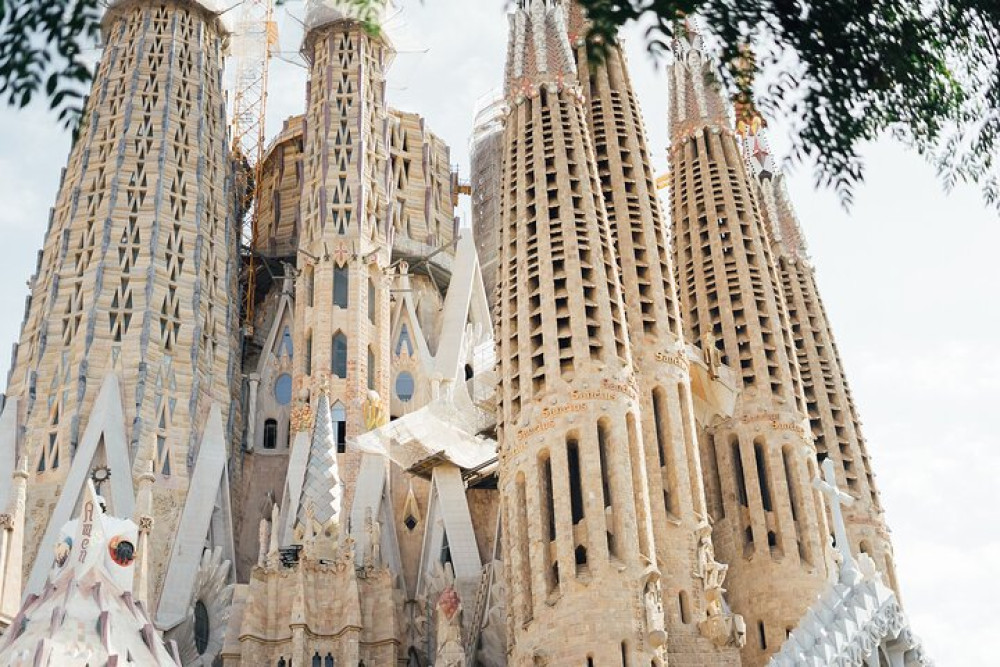 Private Sagrada Familia Guided Tour-Skip the Line Tickets