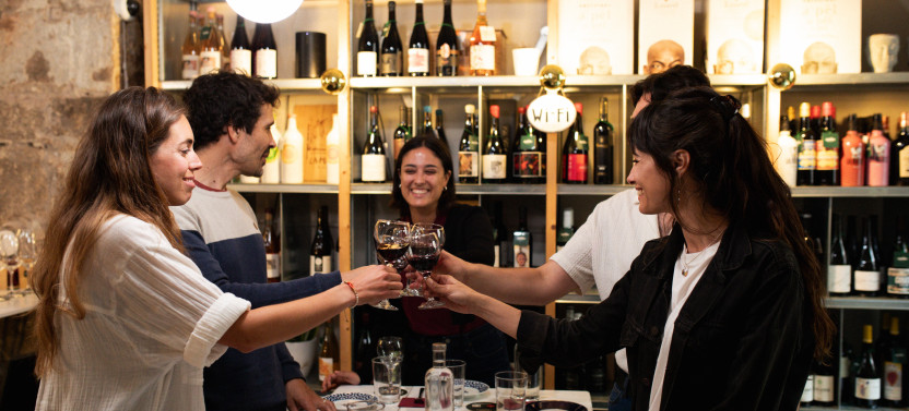 Tapas & Wine Experience