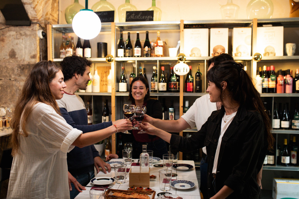 Tapas & Wine Experience