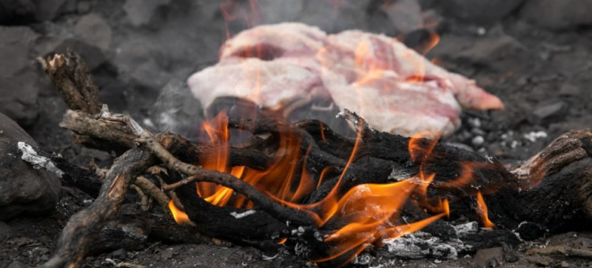 Full Day Hiking Tour with Barbecue Lunch in Mendoza