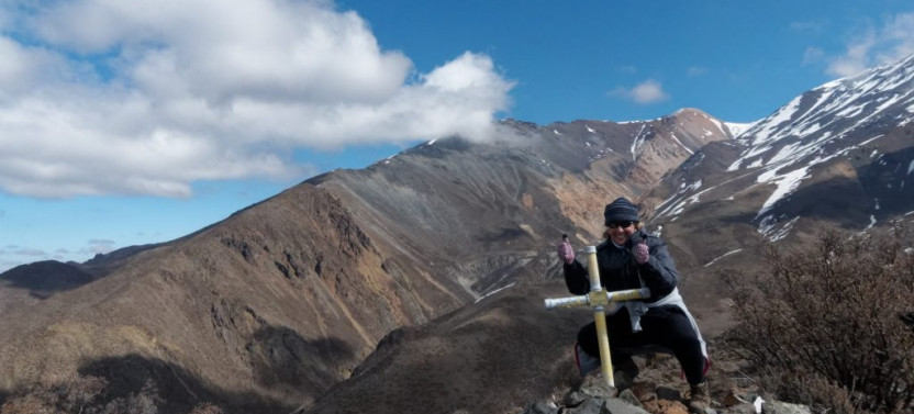 Full Day Hiking Tour with Barbecue Lunch in Mendoza