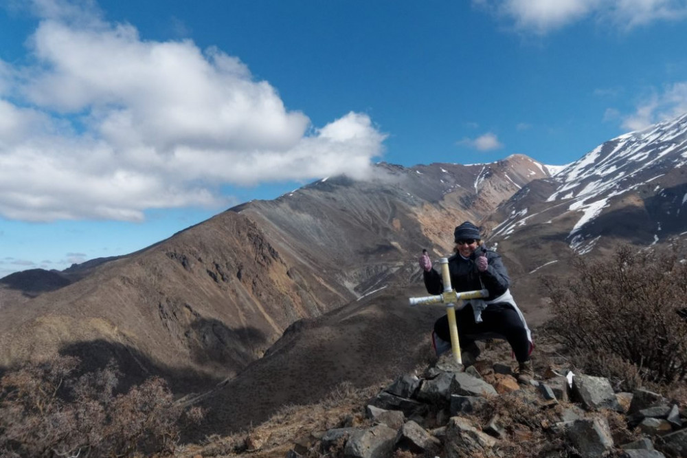 Full Day Hiking Tour with Barbecue Lunch in Mendoza