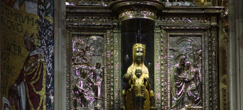 Small Group Montserrat Basilica & Monastery Tour from Barcelona, photo 2 of 5