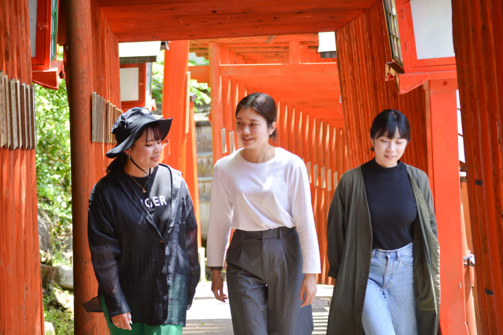 Asageshiki Tsuwano: Early Morning Tsuwano Castle Ruins Trekking & Breakfast