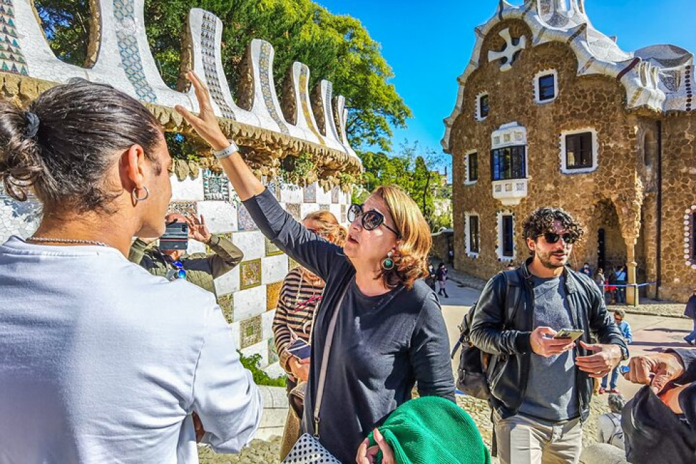 Park Guell Small Group Guided Tour with Skip the Line Ticket